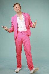 IMG 3728 Original 1698962836 Ken - Pink Suit