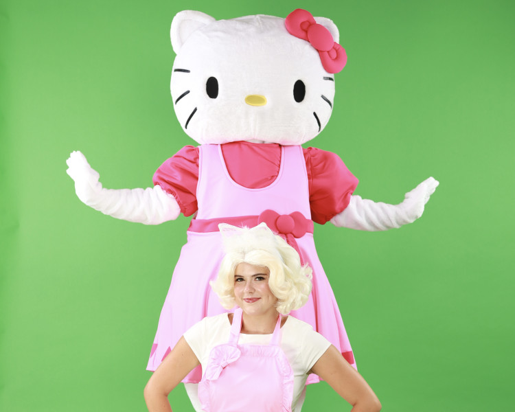 Hello Kitty Mascot & Assistant