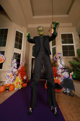 frank20on20stitls 1786604900 Frankenstein on Stilts